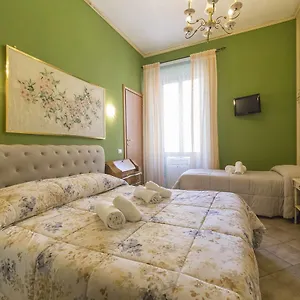 Albachiara 2*, Rom Italien